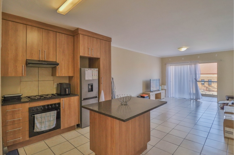 To Let 2 Bedroom Property for Rent in Ruimsig Gauteng