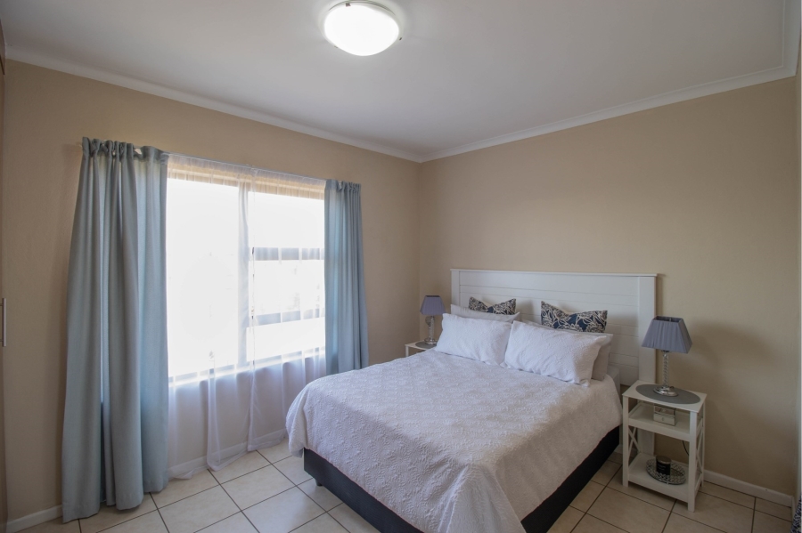 To Let 2 Bedroom Property for Rent in Ruimsig Gauteng