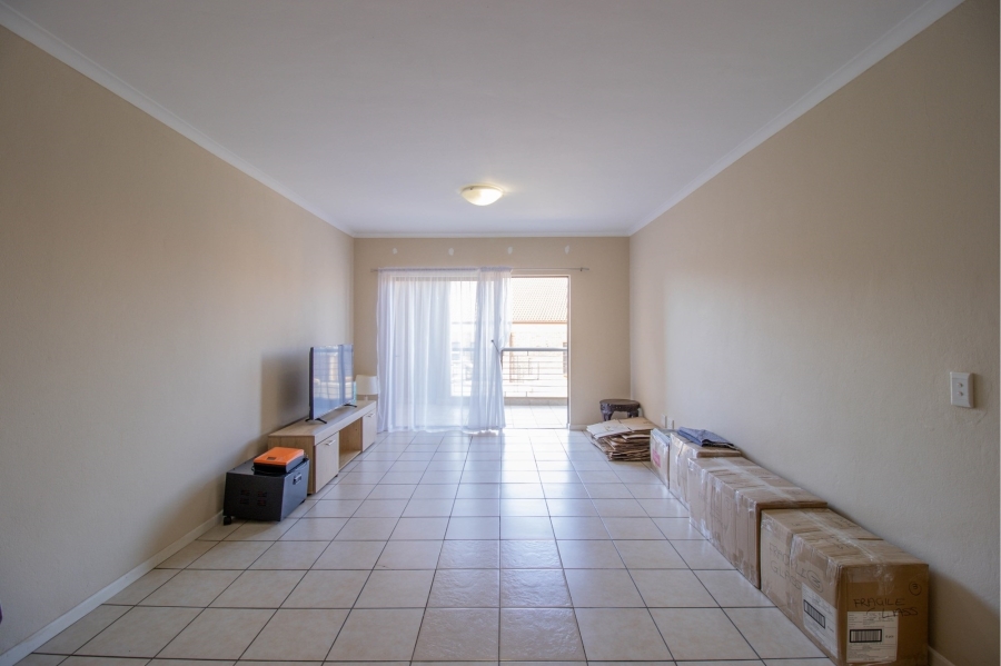 To Let 2 Bedroom Property for Rent in Ruimsig Gauteng