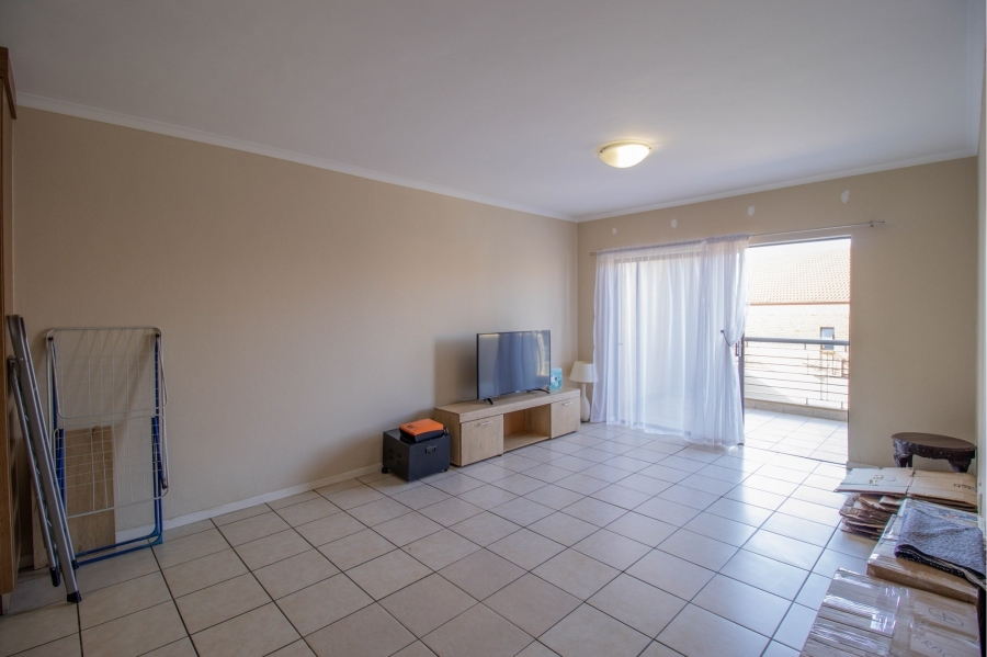 To Let 2 Bedroom Property for Rent in Ruimsig Gauteng