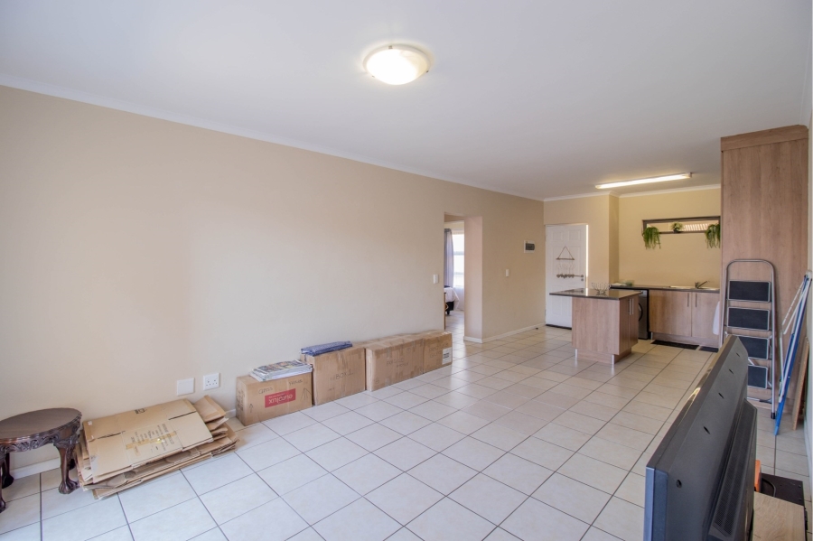 To Let 2 Bedroom Property for Rent in Ruimsig Gauteng