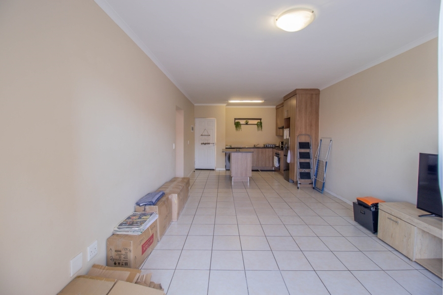 To Let 2 Bedroom Property for Rent in Ruimsig Gauteng