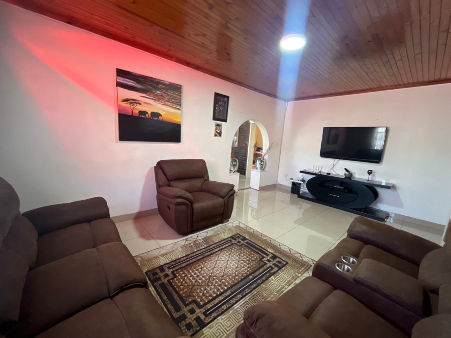 3 Bedroom Property for Sale in South Hills Gauteng