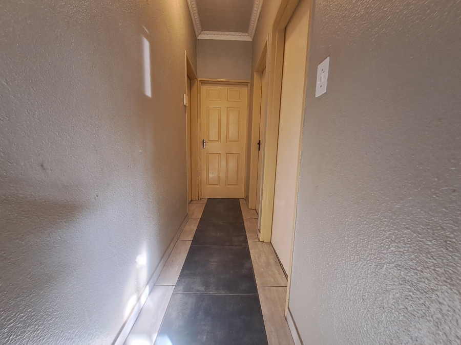3 Bedroom Property for Sale in Dawn Park Gauteng