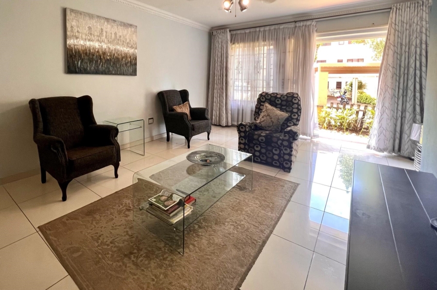 2 Bedroom Property for Sale in Atholl Gauteng