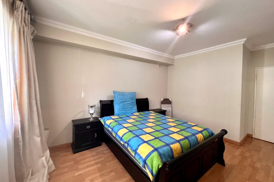 2 Bedroom Property for Sale in Atholl Gauteng