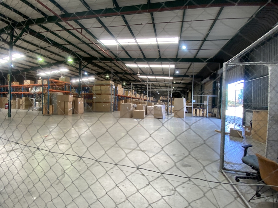 To Let commercial Property for Rent in Linbro Park Gauteng