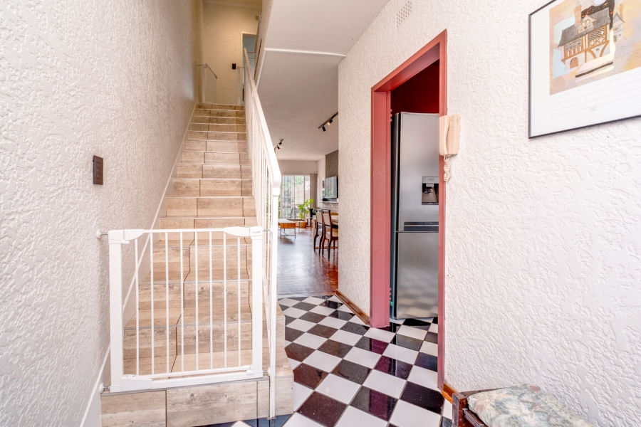2 Bedroom Property for Sale in Robindale Gauteng