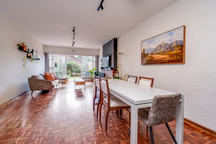 2 Bedroom Property for Sale in Robindale Gauteng