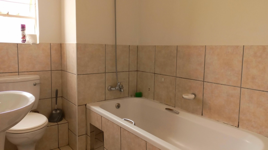 1 Bedroom Property for Sale in Blackheath Gauteng