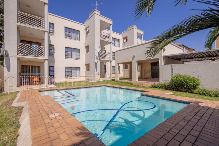 2 Bedroom Property for Sale in Blackheath Gauteng