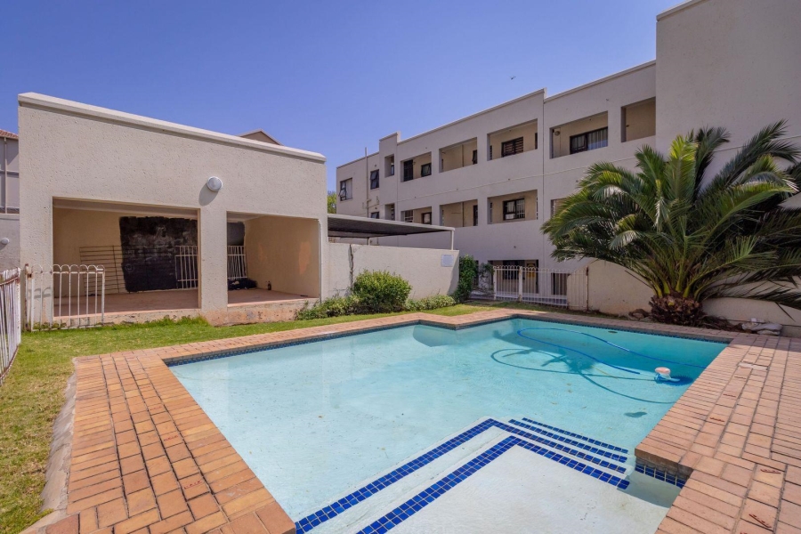2 Bedroom Property for Sale in Blackheath Gauteng