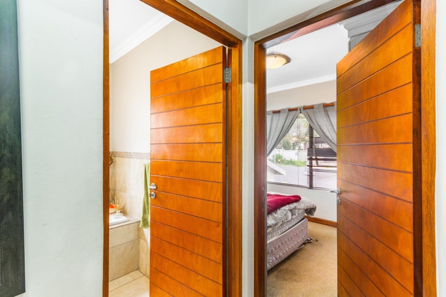 2 Bedroom Property for Sale in Blackheath Gauteng