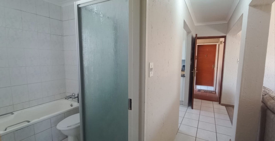 2 Bedroom Property for Sale in Blackheath Gauteng