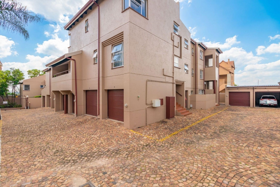 2 Bedroom Property for Sale in Blackheath Gauteng