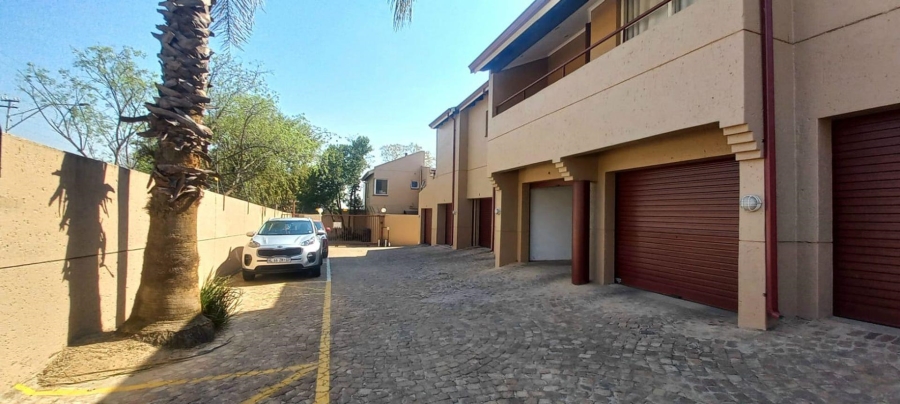 2 Bedroom Property for Sale in Blackheath Gauteng