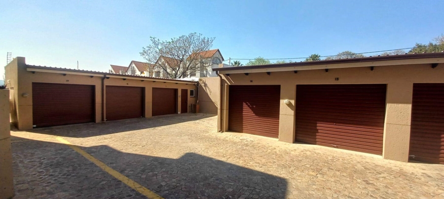 2 Bedroom Property for Sale in Blackheath Gauteng