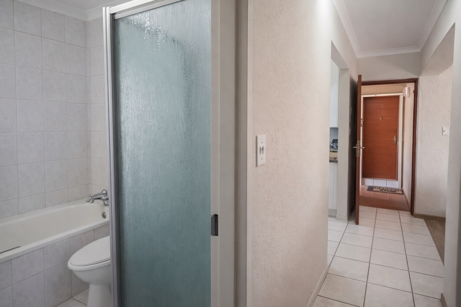 2 Bedroom Property for Sale in Blackheath Gauteng