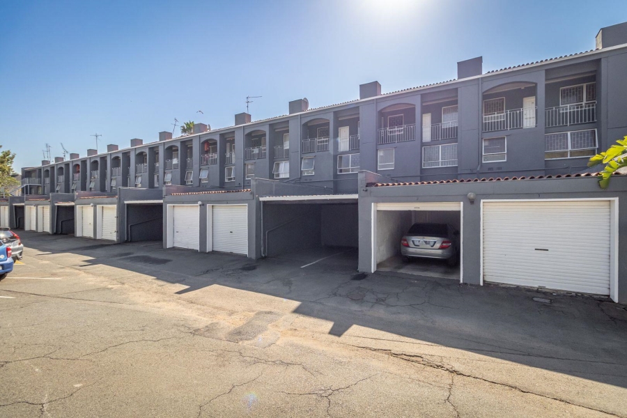 2 Bedroom Property for Sale in Blackheath Gauteng