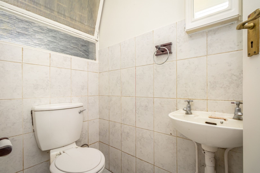 2 Bedroom Property for Sale in Blackheath Gauteng