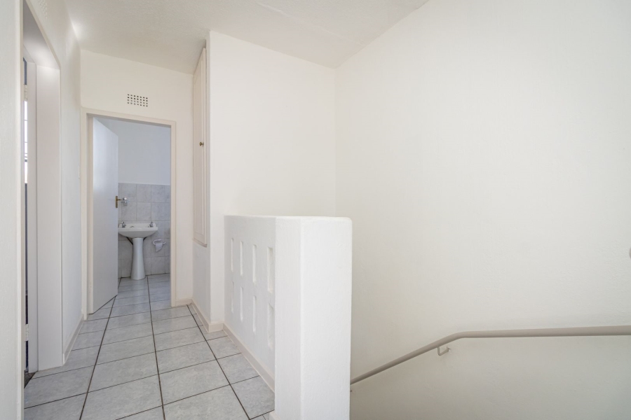 2 Bedroom Property for Sale in Blackheath Gauteng