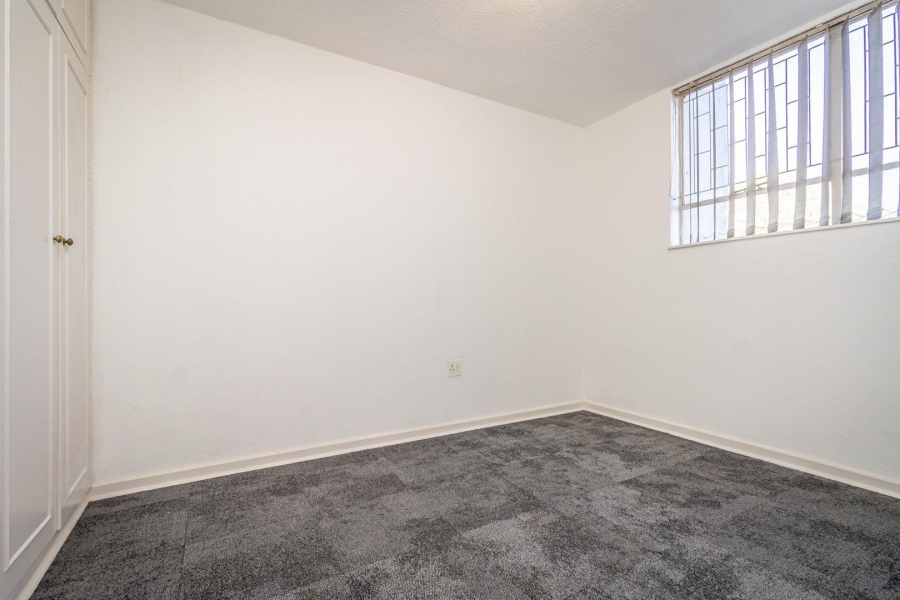 2 Bedroom Property for Sale in Blackheath Gauteng