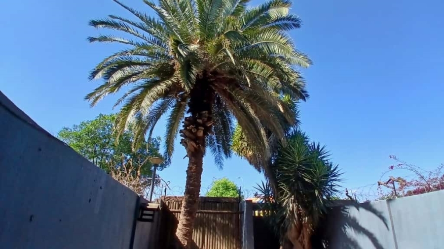 2 Bedroom Property for Sale in Blackheath Gauteng