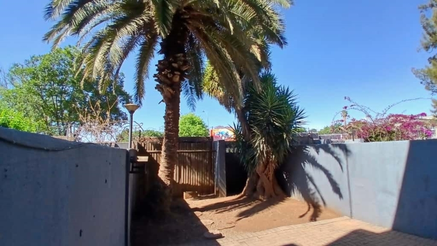 2 Bedroom Property for Sale in Blackheath Gauteng