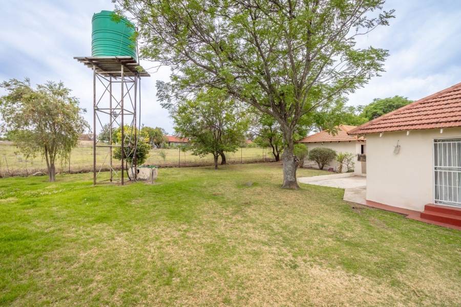 4 Bedroom Property for Sale in Sunrella Gauteng