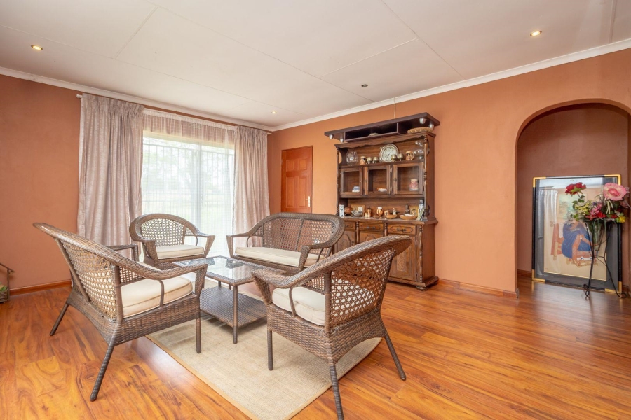4 Bedroom Property for Sale in Sunrella Gauteng