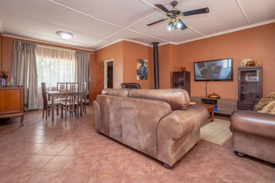 4 Bedroom Property for Sale in Sunrella Gauteng