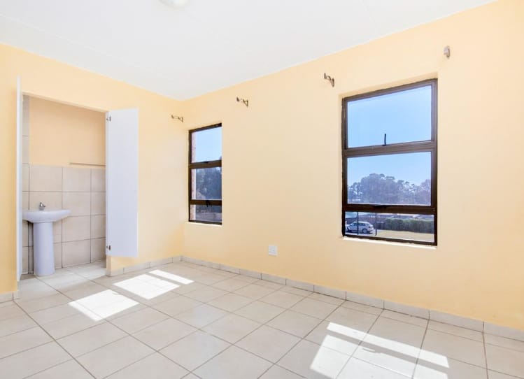 2 Bedroom Property for Sale in Princess A H Gauteng