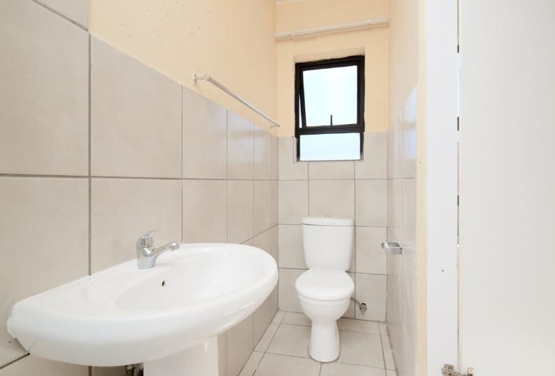 2 Bedroom Property for Sale in Princess A H Gauteng