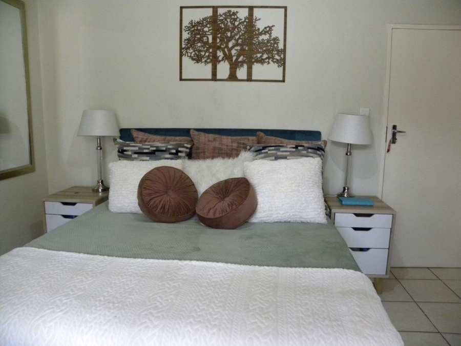 1 Bedroom Property for Sale in Sonneglans Gauteng