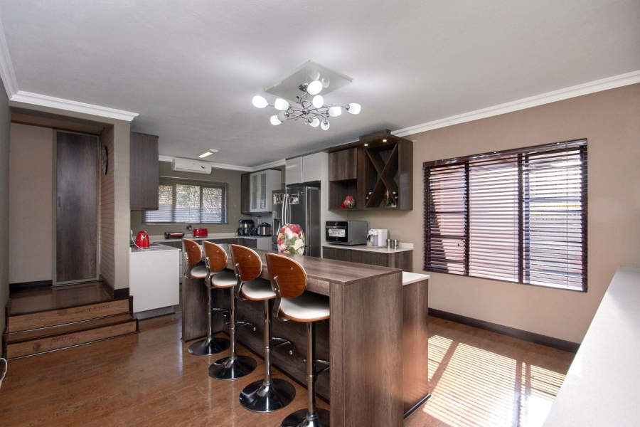 3 Bedroom Property for Sale in Ruimsig Gauteng