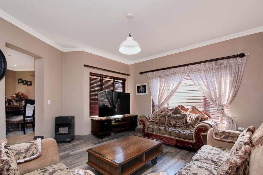 3 Bedroom Property for Sale in Ruimsig Gauteng