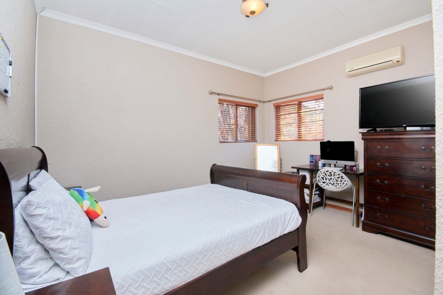 3 Bedroom Property for Sale in Ruimsig Gauteng