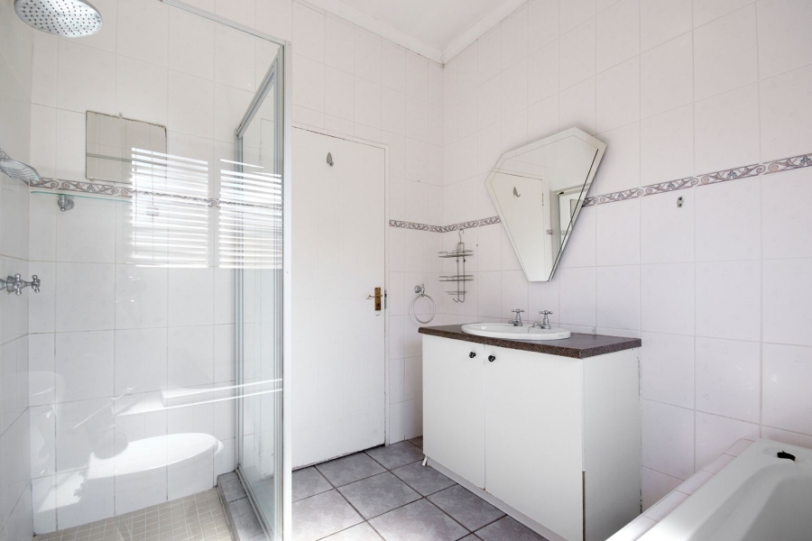 3 Bedroom Property for Sale in Ruimsig Gauteng