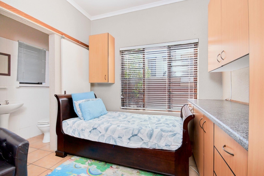 3 Bedroom Property for Sale in Ruimsig Gauteng