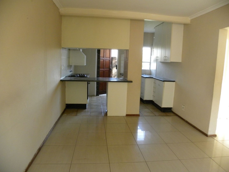 2 Bedroom Property for Sale in Allens Nek Gauteng