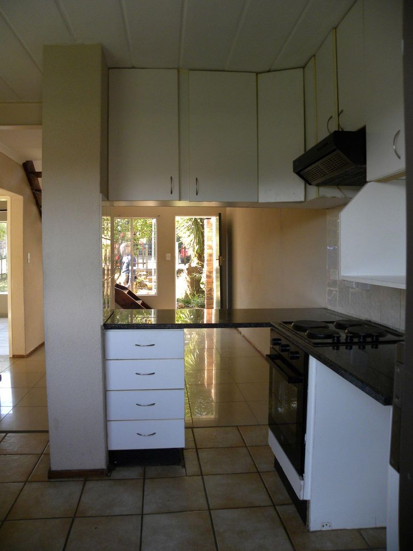 2 Bedroom Property for Sale in Allens Nek Gauteng