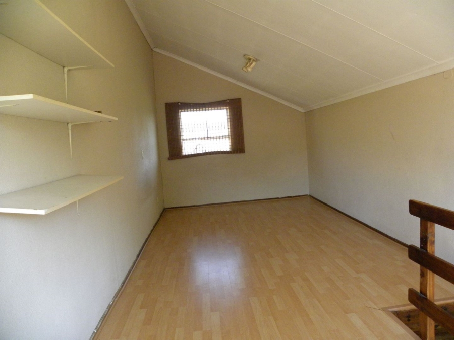 2 Bedroom Property for Sale in Allens Nek Gauteng