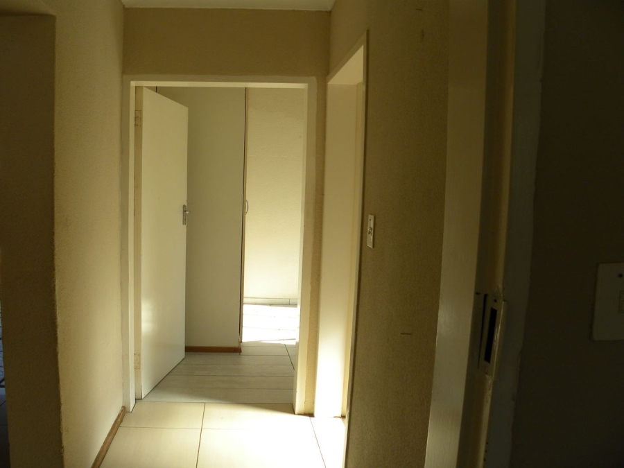 2 Bedroom Property for Sale in Allens Nek Gauteng