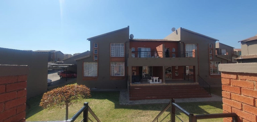 2 Bedroom Property for Sale in Laser Park Gauteng