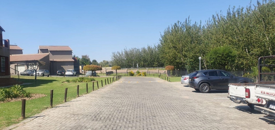 2 Bedroom Property for Sale in Laser Park Gauteng