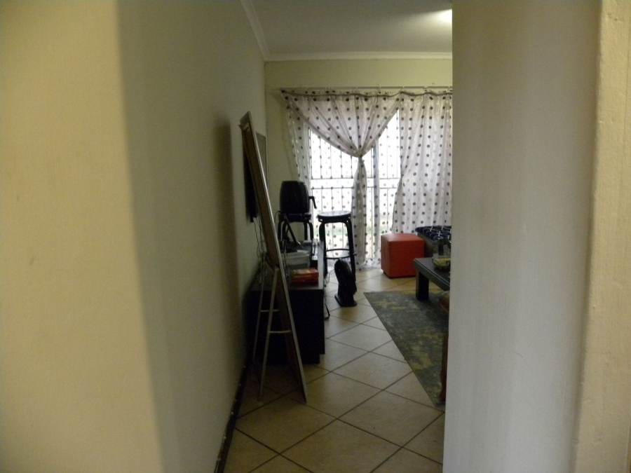 2 Bedroom Property for Sale in Wilgeheuwel Gauteng
