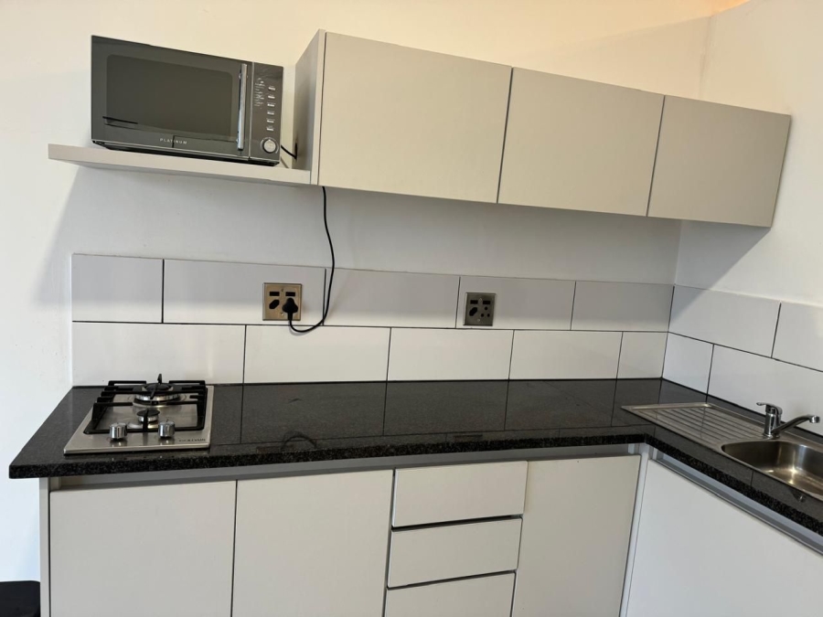 1 Bedroom Property for Sale in Ferndale Gauteng