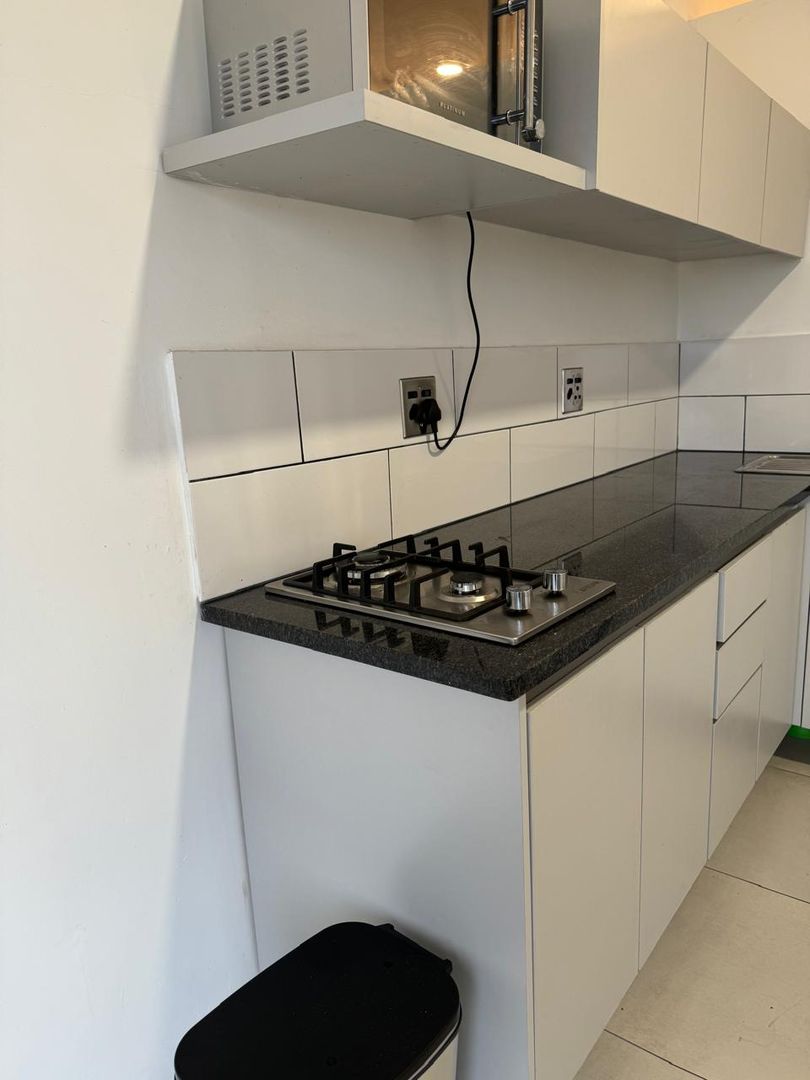 1 Bedroom Property for Sale in Ferndale Gauteng