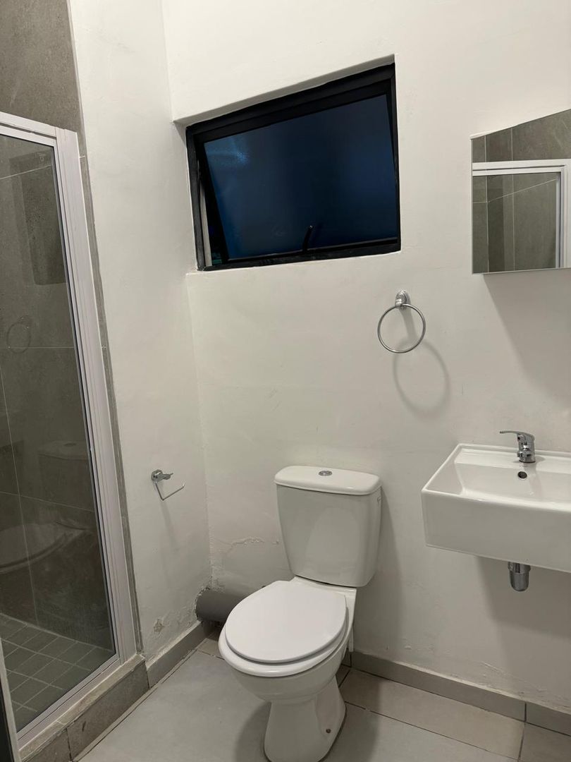 1 Bedroom Property for Sale in Ferndale Gauteng