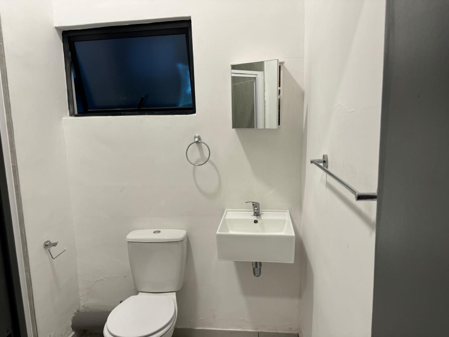 1 Bedroom Property for Sale in Ferndale Gauteng